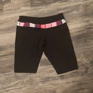 Lululemon biker shorts size 6